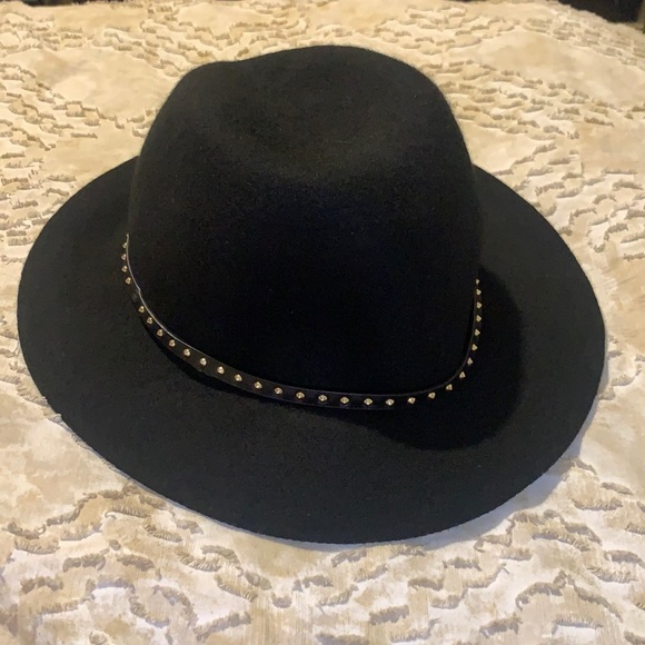Juicy Couture Accessories - NWT HIPSTER Black Felt Hat